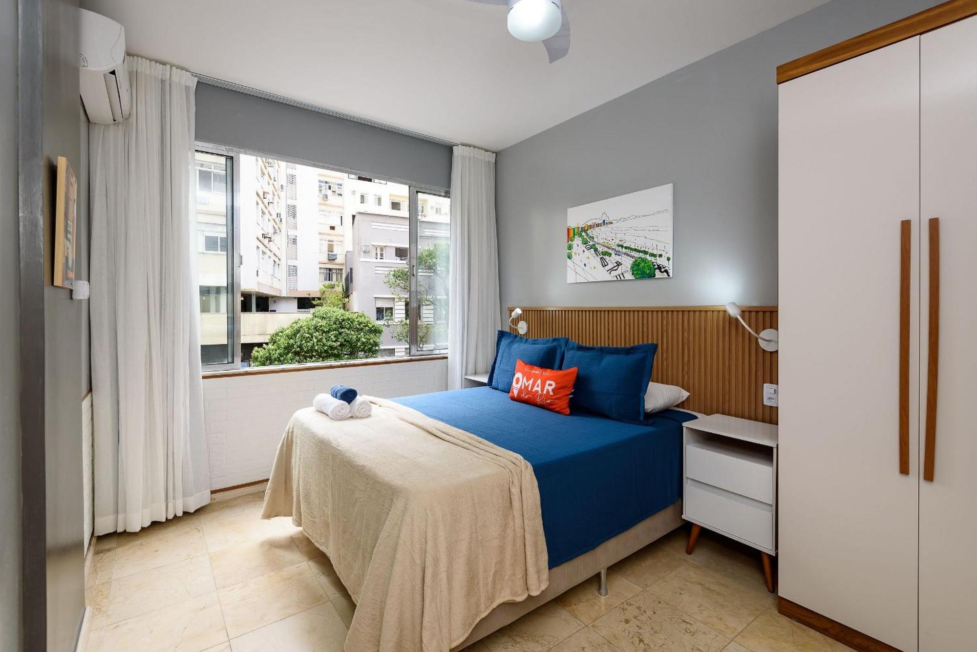 Apartamento 2qtos A 100m Da De Copacabana | Ag 35/304 *